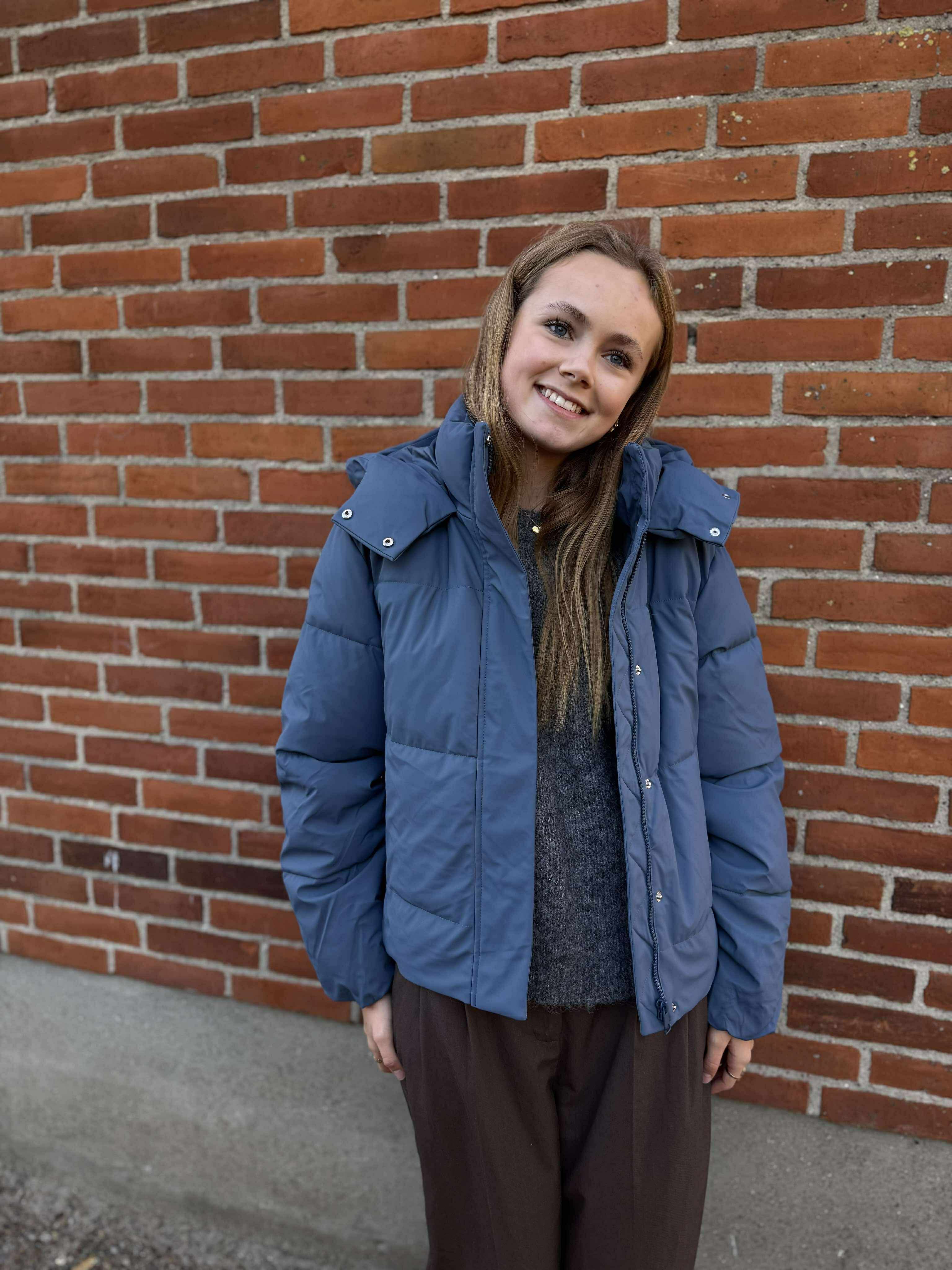 VMGRETAKYLIE Jacket - China Blue